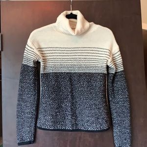 Athleta Sweater